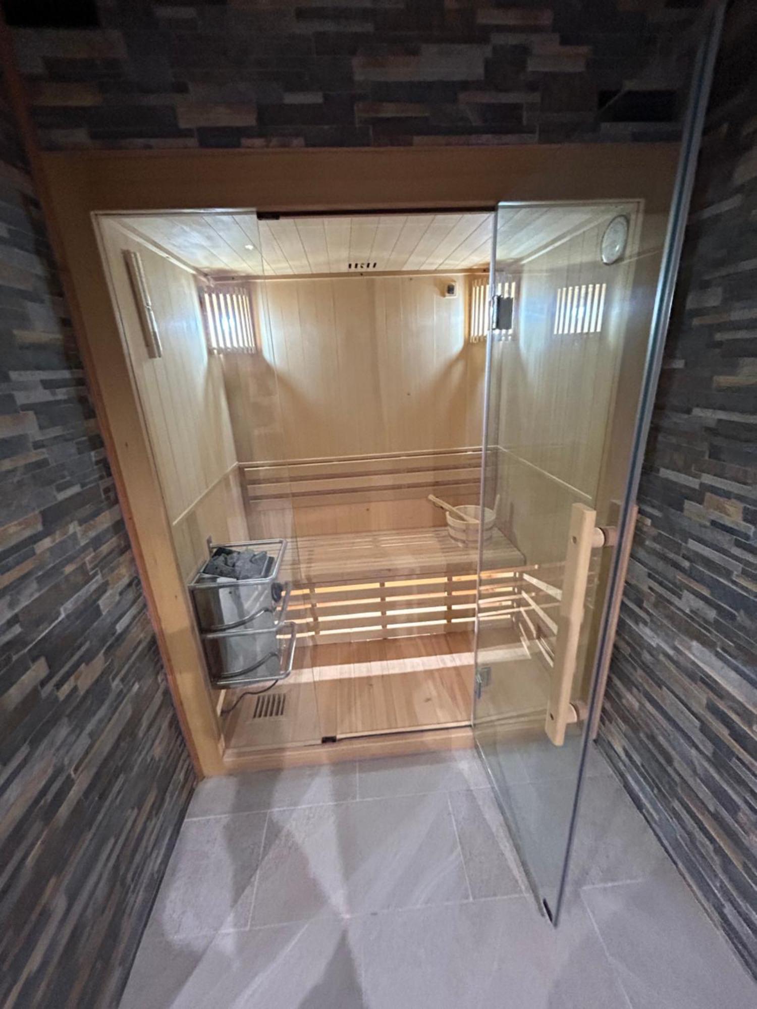 Le Domaine Du Bez Gite De Michel Piscine Sauna Hammam Spa Saint-Laurent-dʼOlt Exterior foto